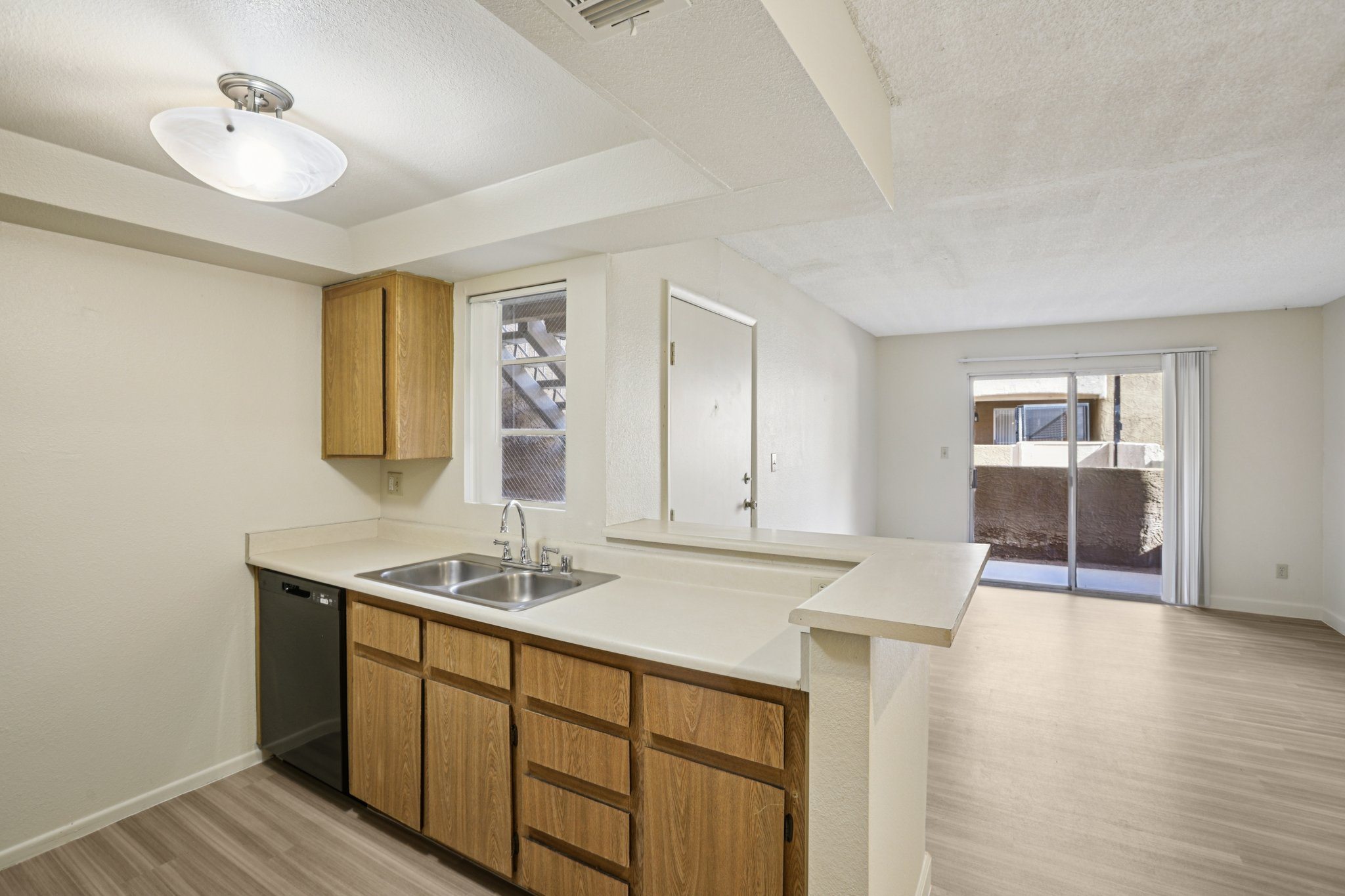 La Paloma Apartments, 1975 E. Apache Blvd, Tempe, AZ - RentCafe